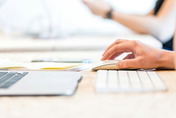 Blog: Websites Turísticos: visibilidade para pessoas e Inteligência Artificial